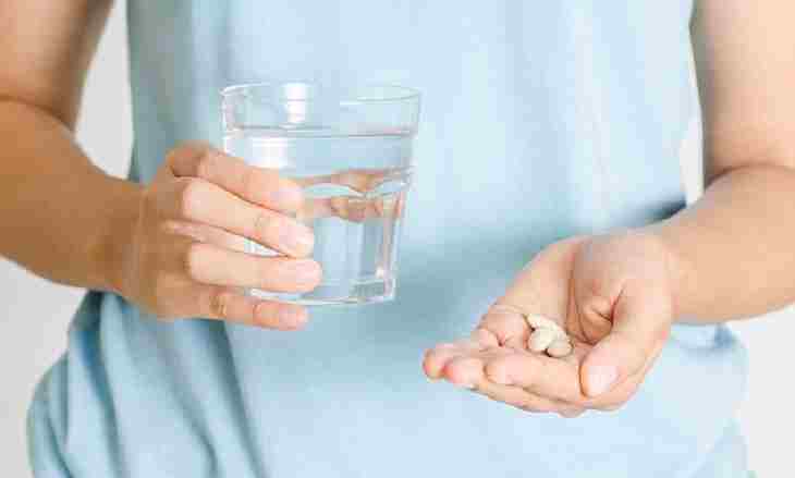 Viêm họng hạt uống thuốc gì là vấn đề được rất nhiều người bệnh quan tâm