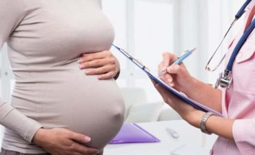 Viêm cổ tử cung khi mang thai có nguy hiểm không
