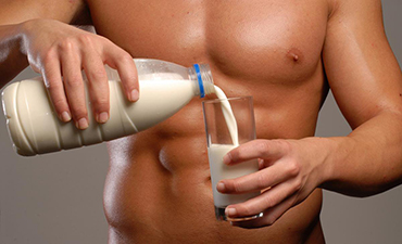 Nam Giới Uống Sữa Đậu Nành Có Bị Yếu Sinh Lý Không?